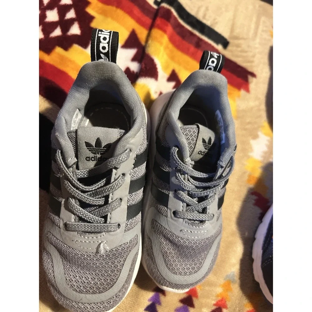 Set Of Four Baby Shoes! Toddler Size 6 & 6.5! Great Condition!